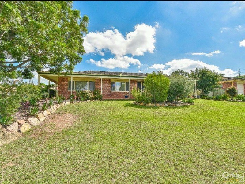 2 Cobourg Place, Bow Bowing NSW 2566