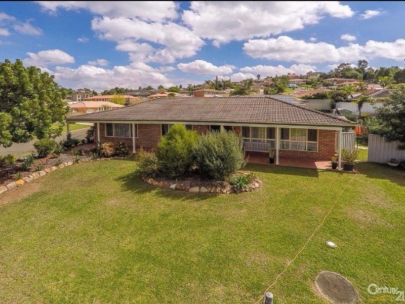 2 Cobourg Place, Bow Bowing NSW 2566
