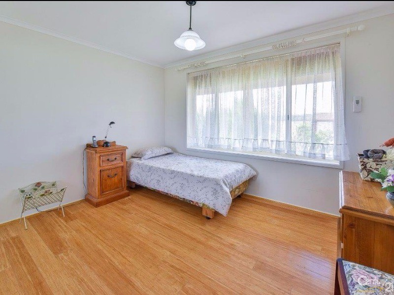 2 Cobourg Place, Bow Bowing NSW 2566