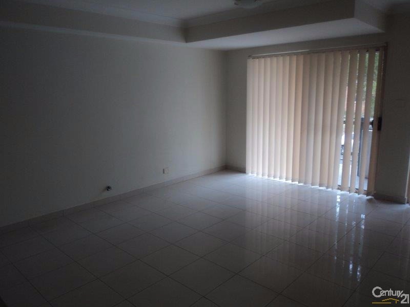 25/41 Woodhouse Drive, Ambarvale NSW 2560