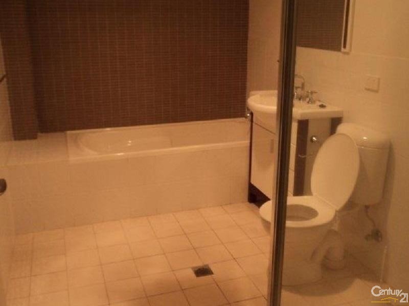 25/41 Woodhouse Drive, Ambarvale NSW 2560