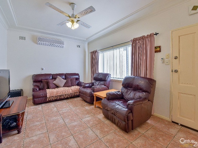 46 Paterson Street, Campbelltown NSW 2560