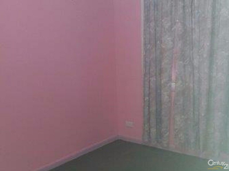 5A Fabian Place, Rosemeadow NSW 2560