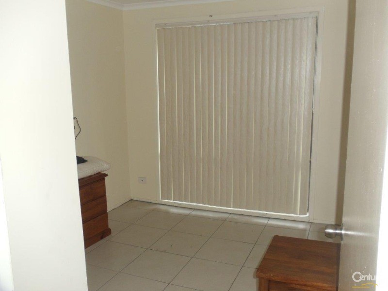 28 Silicia Crescent, Eagle Vale NSW 2558