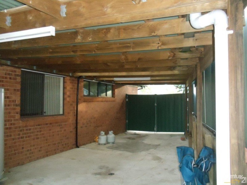 28 Silicia Crescent, Eagle Vale NSW 2558