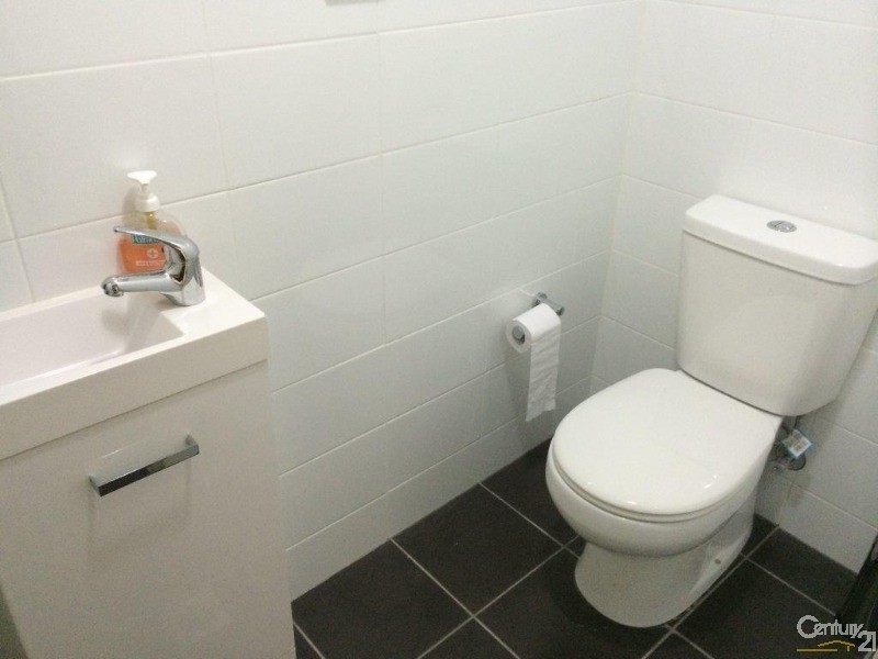 47/31-35 Chamberlain Street, Campbelltown NSW 2560