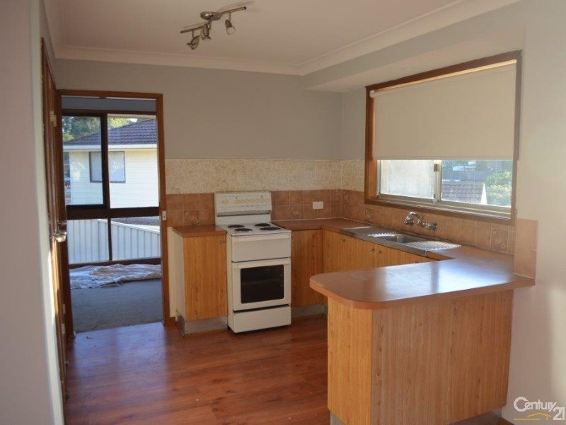 2 Kenge Place, Ambarvale NSW 2560