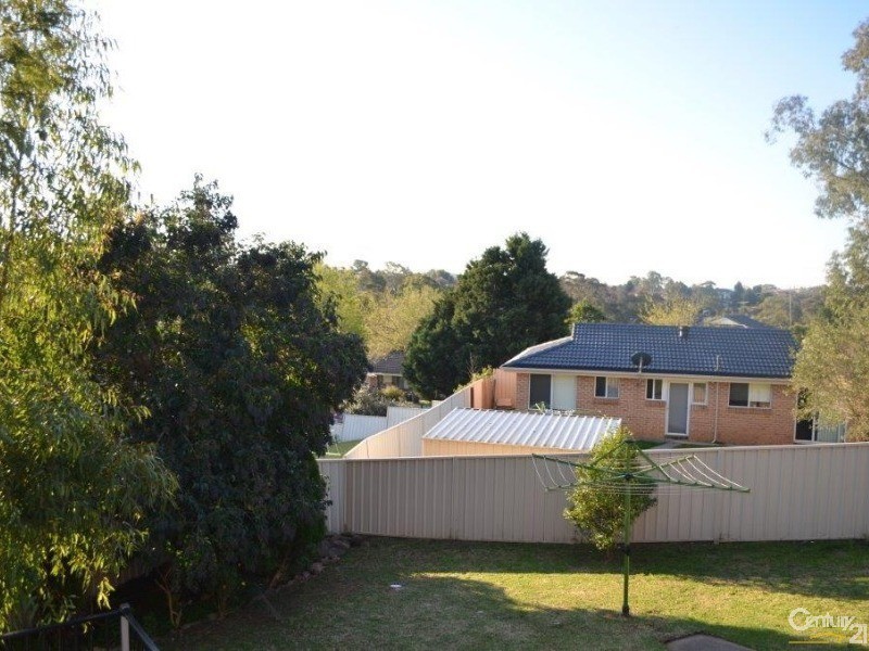 2 Kenge Place, Ambarvale NSW 2560