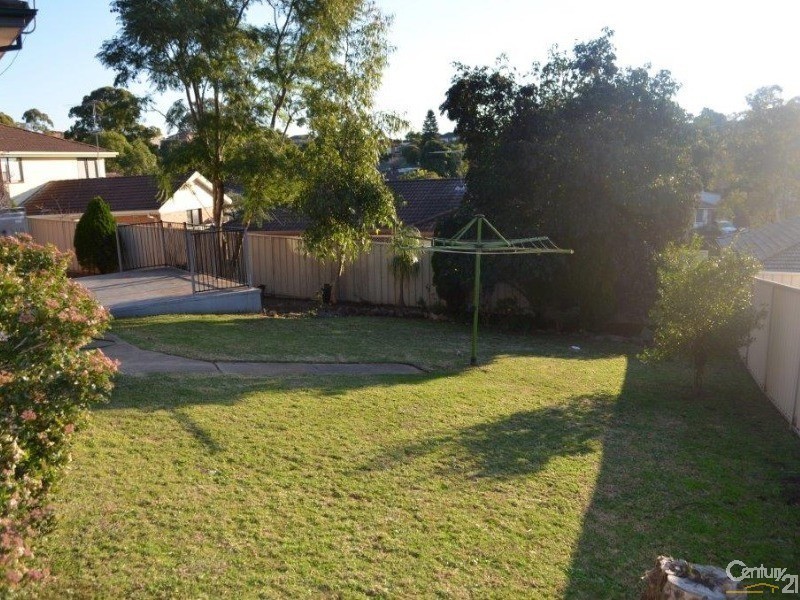 2 Kenge Place, Ambarvale NSW 2560
