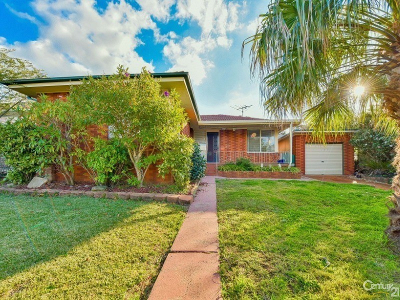 28 Evergreen Avenue, Bradbury NSW 2560