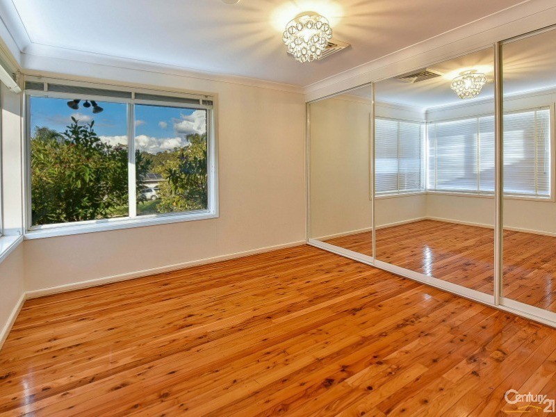28 Evergreen Avenue, Bradbury NSW 2560