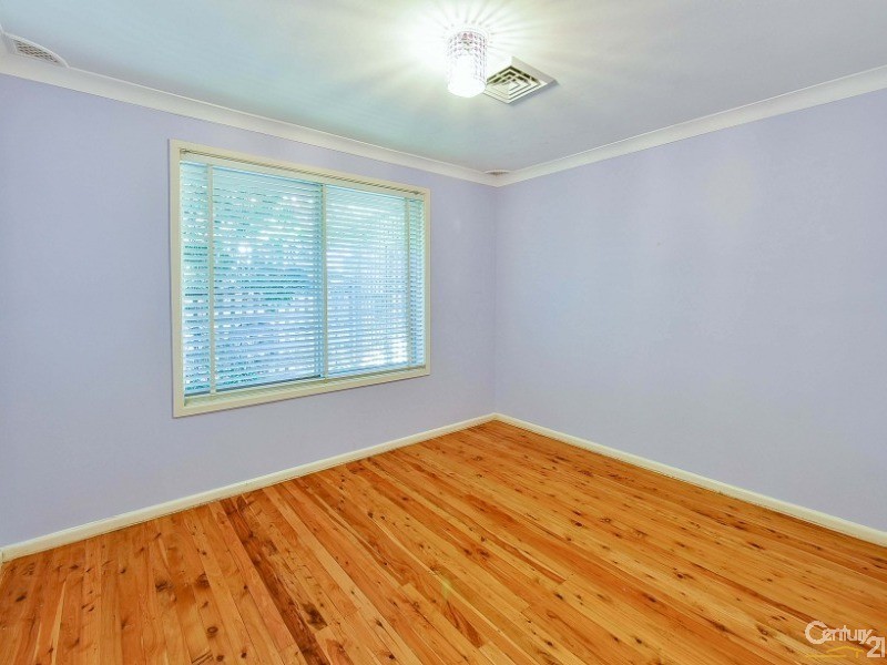 28 Evergreen Avenue, Bradbury NSW 2560