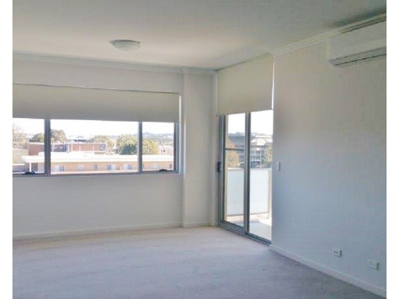 26/12-14 King Street, Campbelltown NSW 2560
