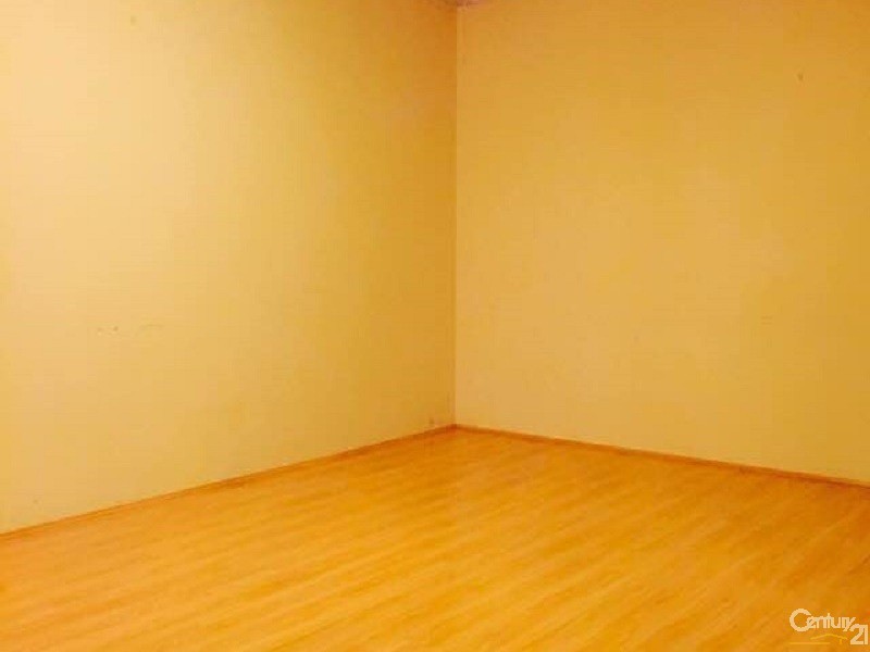 18/5-7 Hoddle Avenue, Bradbury NSW 2560