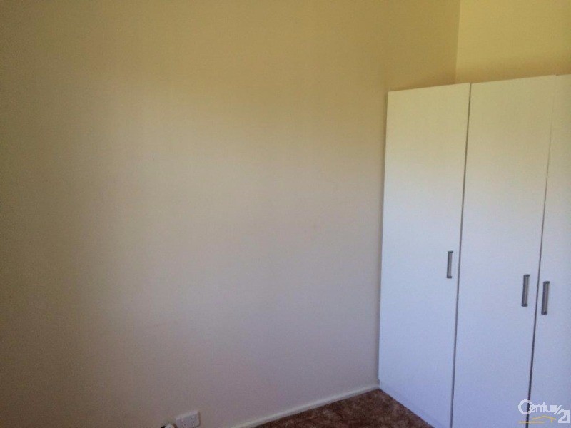 10 Birdville Crescent, Leumeah NSW 2560