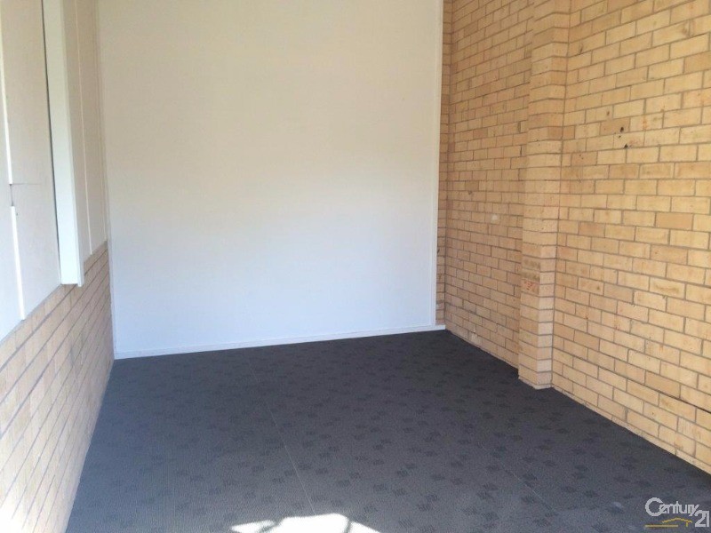 10 Birdville Crescent, Leumeah NSW 2560