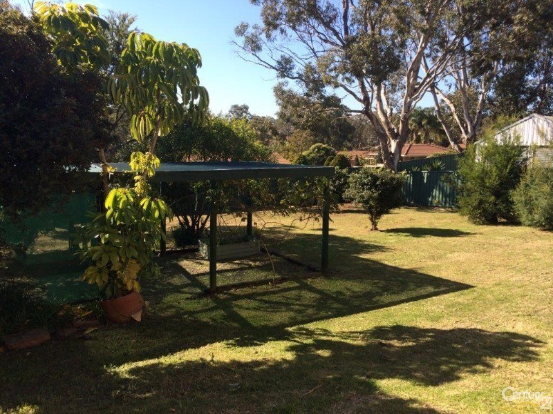 10 Birdville Crescent, Leumeah NSW 2560