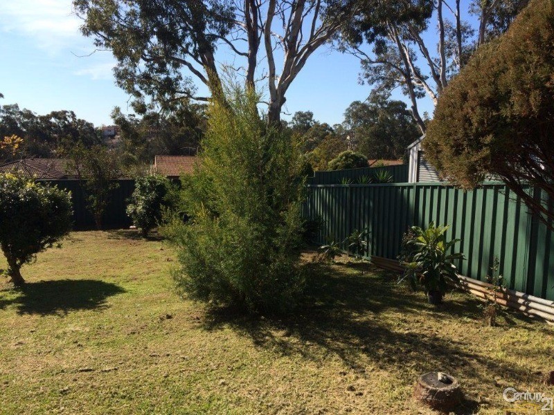 10 Birdville Crescent, Leumeah NSW 2560