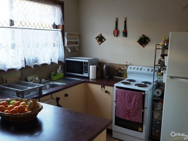 7/7 Sturt Street, Campbelltown NSW 2560