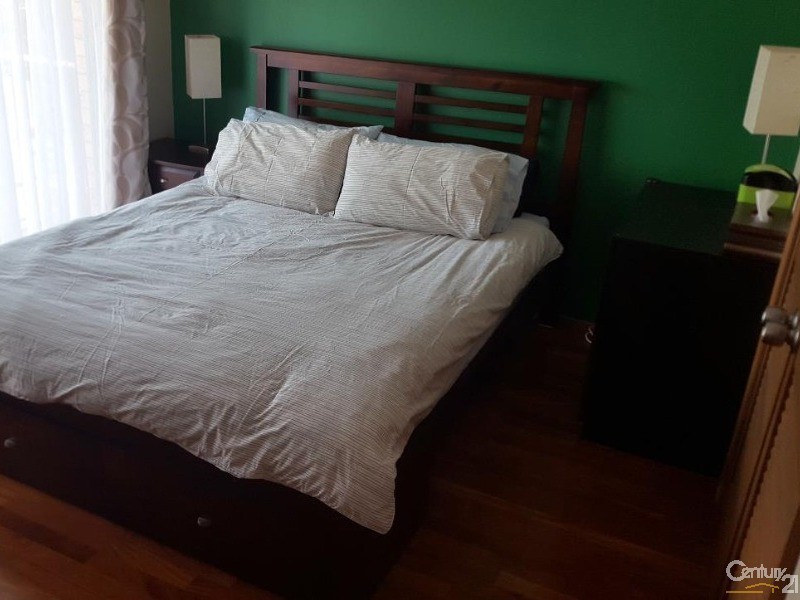 7/7 Sturt Street, Campbelltown NSW 2560