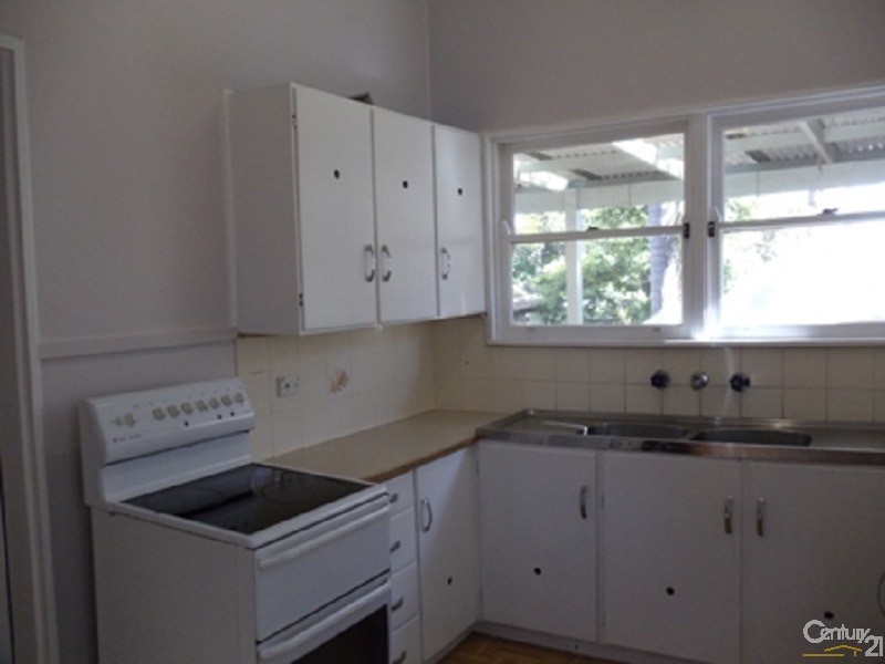 3 McLean Road, Campbelltown NSW 2560