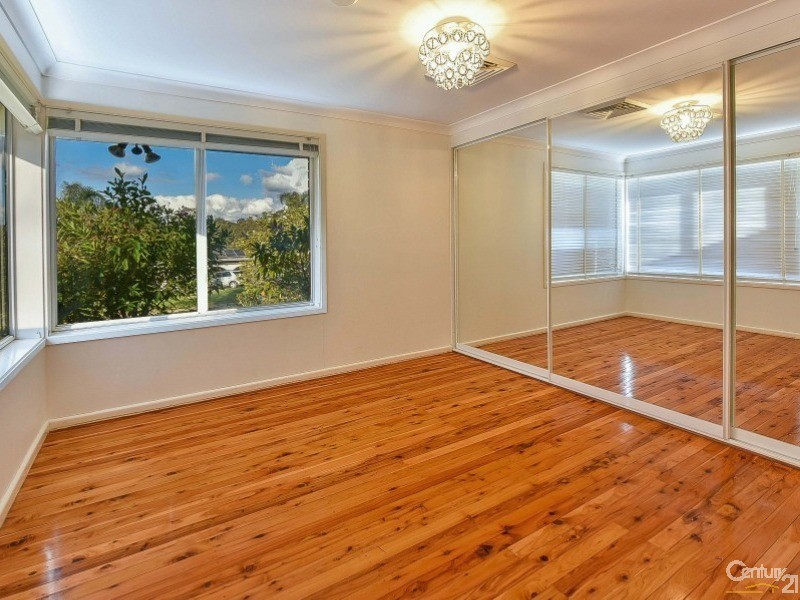 28 Evergreen Avenue, Bradbury NSW 2560
