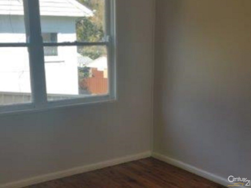 27 Donaldson Street, Bradbury NSW 2560