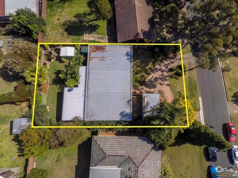 15 Tallowwood Crescent, Bradbury NSW 2560