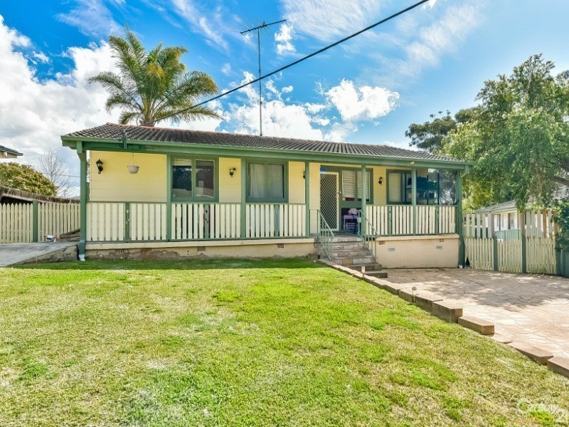 5 Edison Place, Leumeah NSW 2560