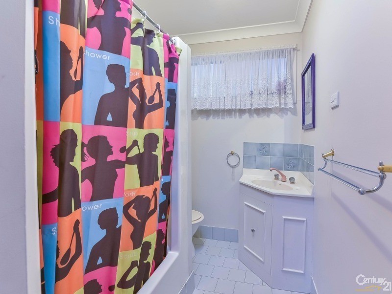 5 Edison Place, Leumeah NSW 2560