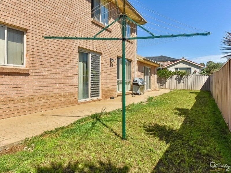 8 St Maria Place, Blair Athol NSW 2560