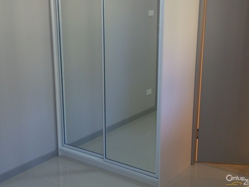 6 Bobuck Street, St Helens Park NSW 2560