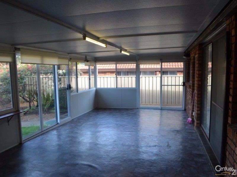 12 Mona Vale Place, Woodbine NSW 2560
