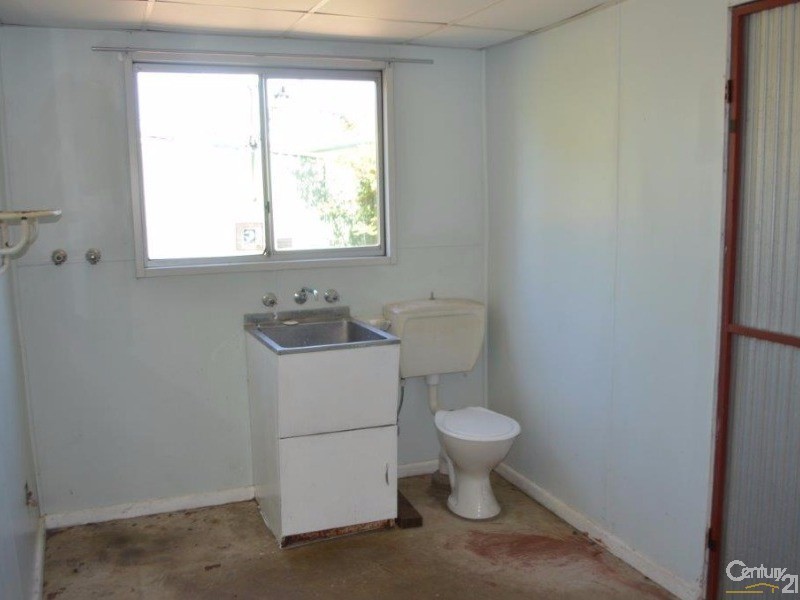 36 Grandview Drive, Campbelltown NSW 2560