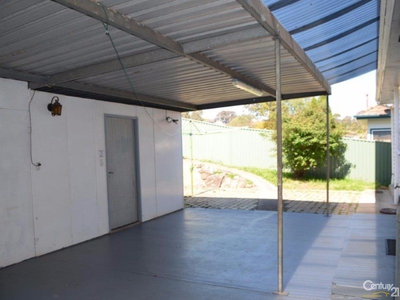 36 Grandview Drive, Campbelltown NSW 2560