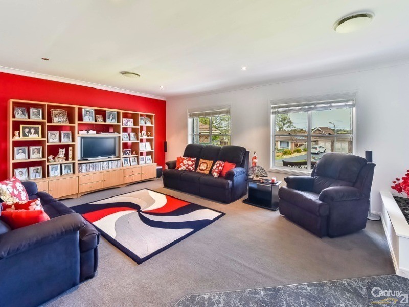 21 Broadford Street, St Andrews NSW 2566