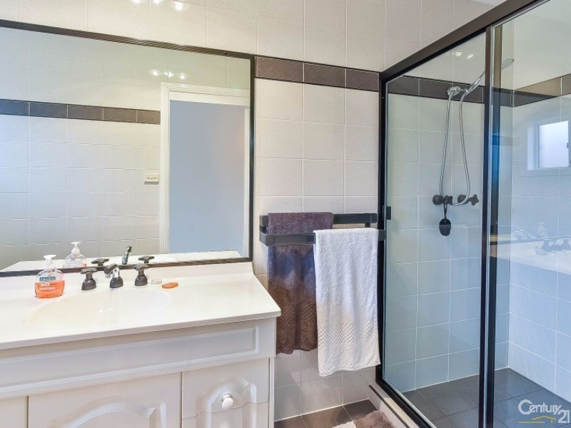 21 Broadford Street, St Andrews NSW 2566