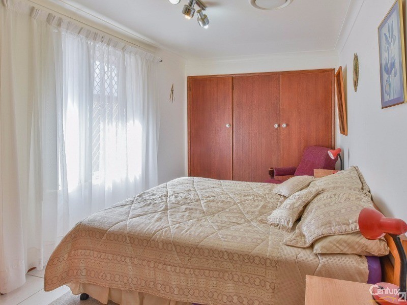 17 Manning Street, Campbelltown NSW 2560