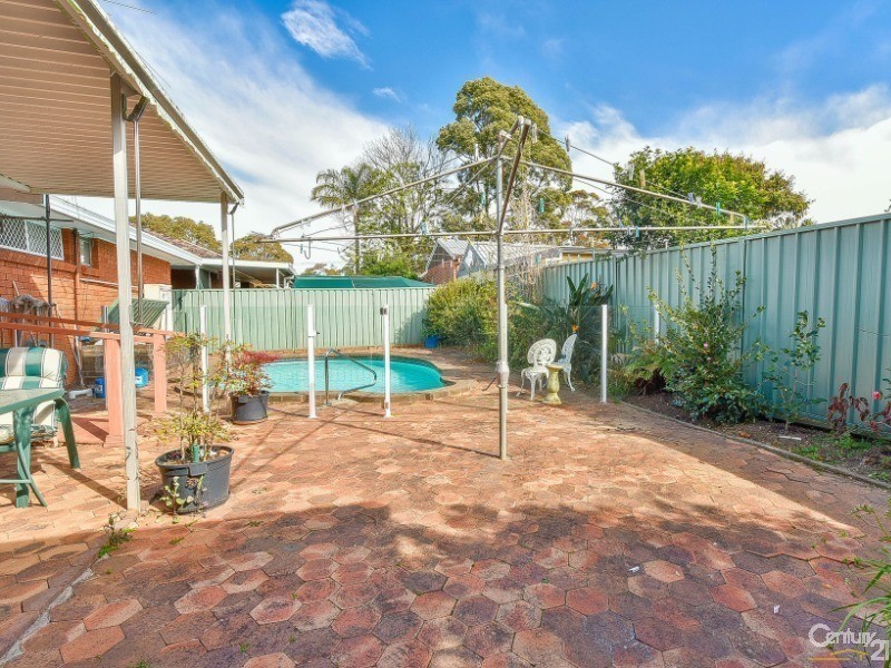 17 Manning Street, Campbelltown NSW 2560