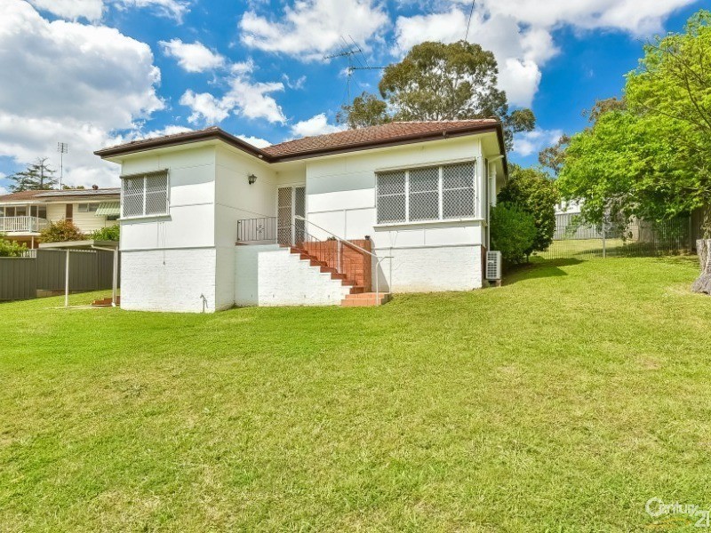 1 Austin Avenue, Campbelltown NSW 2560