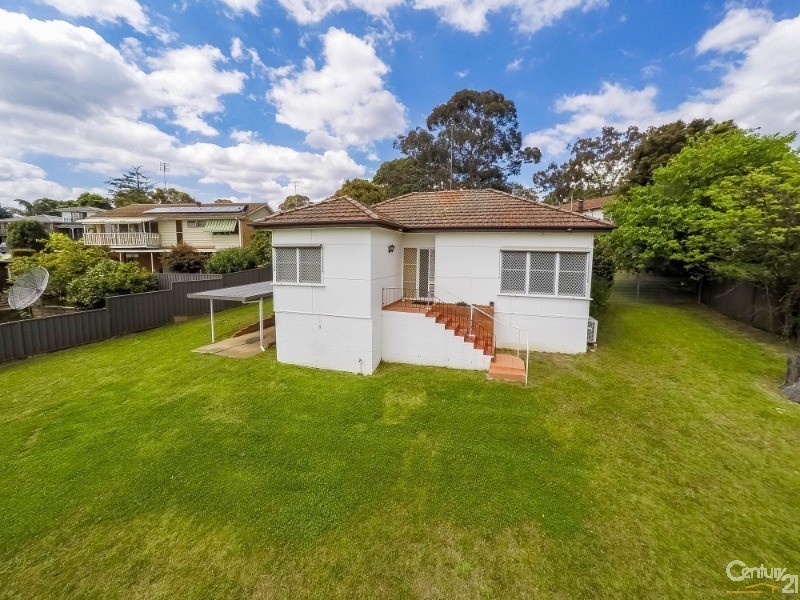 1 Austin Avenue, Campbelltown NSW 2560