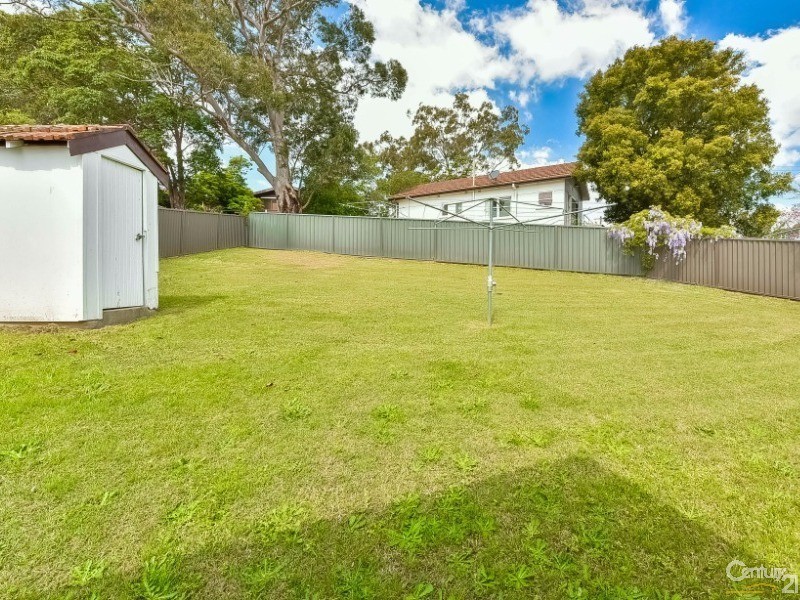 1 Austin Avenue, Campbelltown NSW 2560