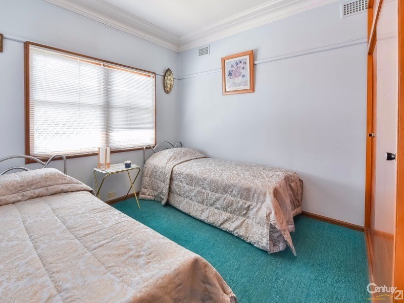 1 Austin Avenue, Campbelltown NSW 2560