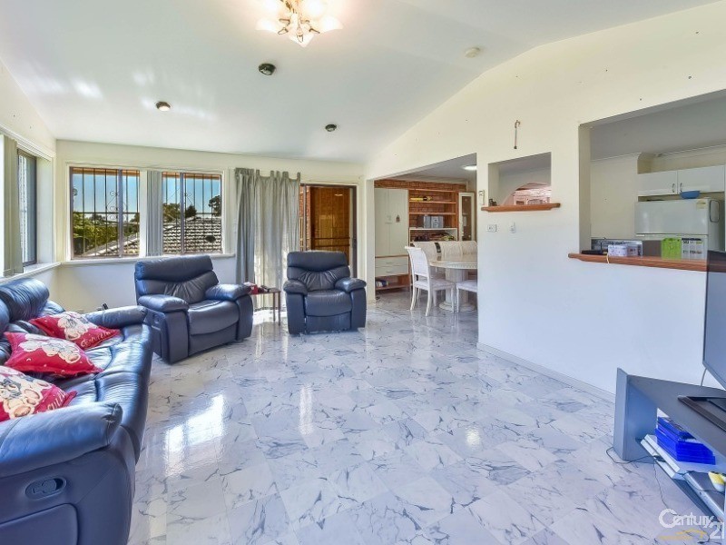 19 Boythorn Avenue, Ambarvale NSW 2560