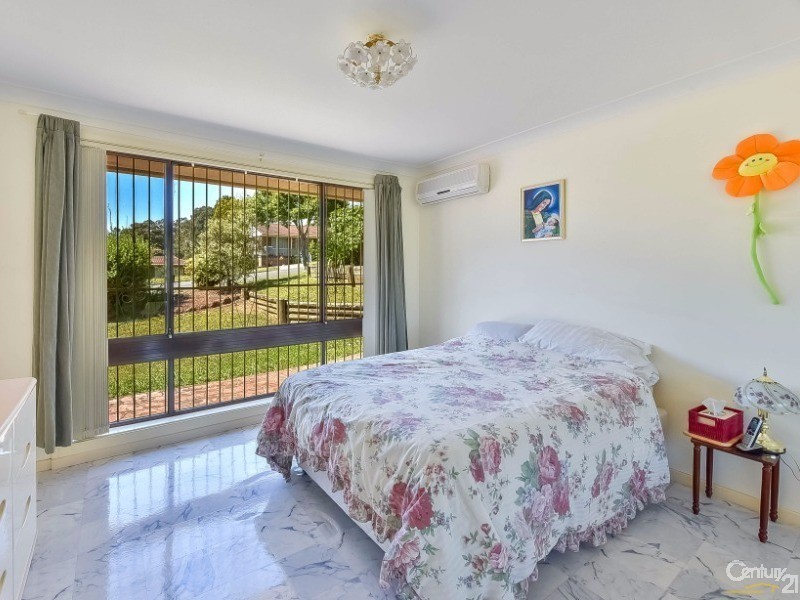 19 Boythorn Avenue, Ambarvale NSW 2560