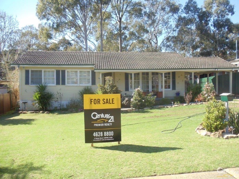 69 Lawn Avenue, Bradbury NSW 2560