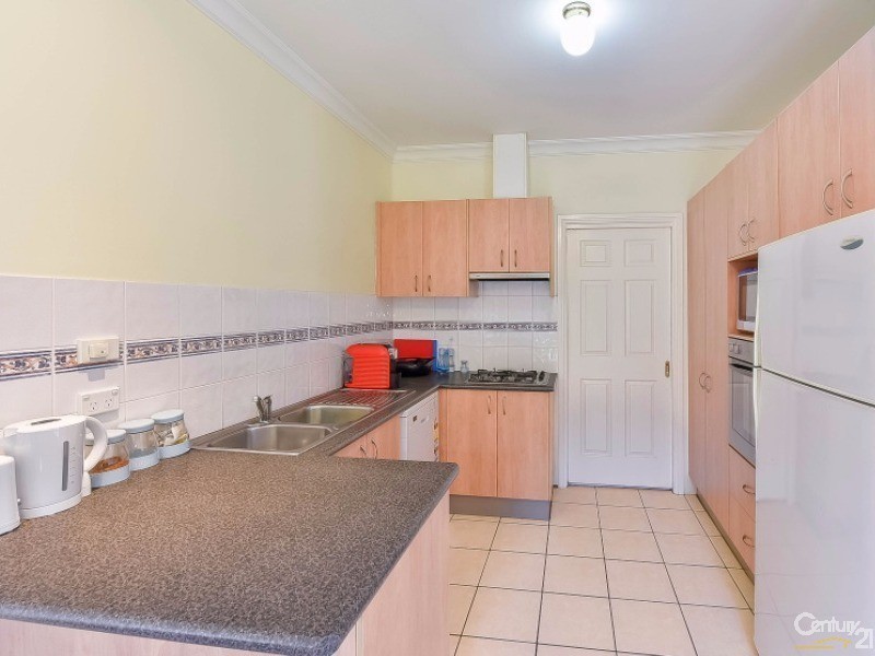 30A Fullerton Circuit, St Helens Park NSW 2560