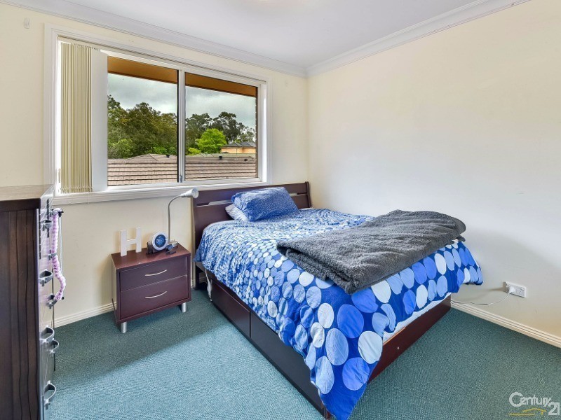 30A Fullerton Circuit, St Helens Park NSW 2560