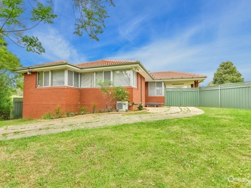 23 Fitzroy Crescent, Leumeah NSW 2560