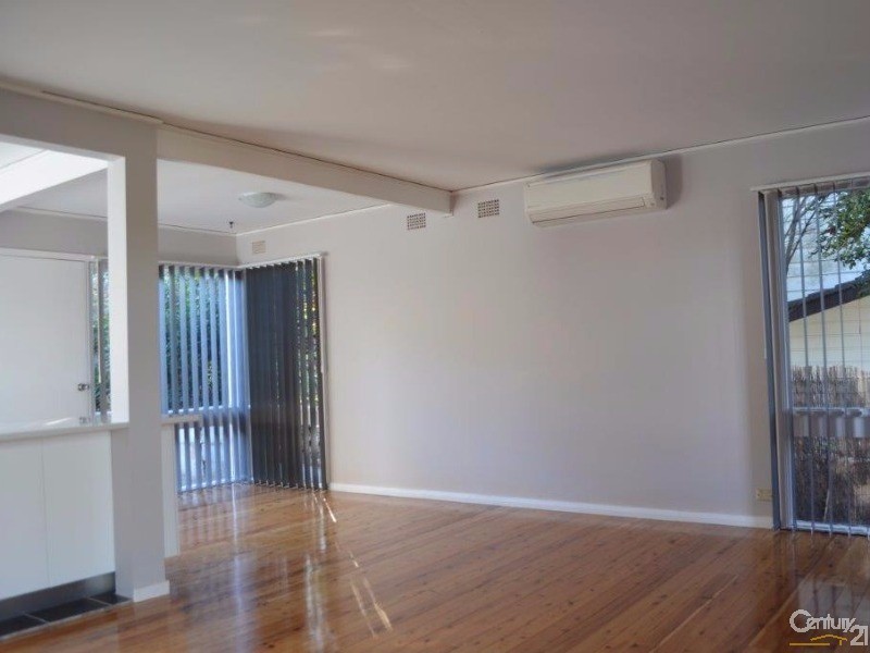 16 Fern Avenue, Bradbury NSW 2560
